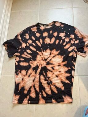 Black and Peach Tie-Dye Crew Neck T-Shirt